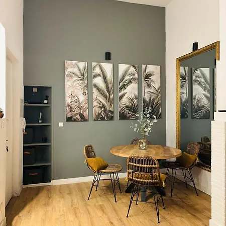 L'elegant Duplex Carmes Appartement *