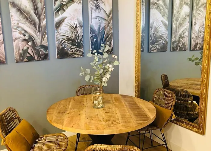 L'elegant Duplex Carmes דירה